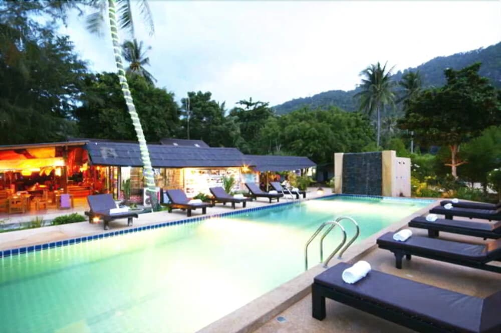 Central Cottage Resort - photo 6