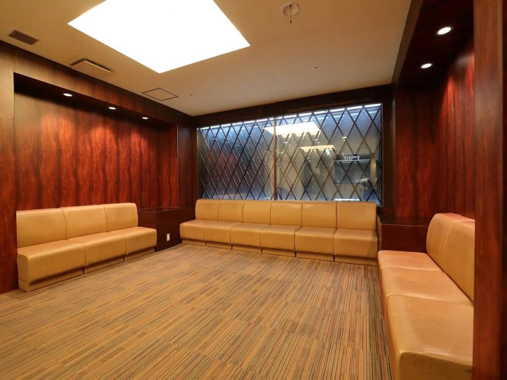 Osaka Teikoku Hotel - photo 8