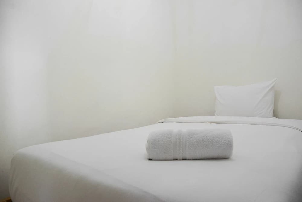 Big And Cozy 4br at L'Avenue Apartment - main photo