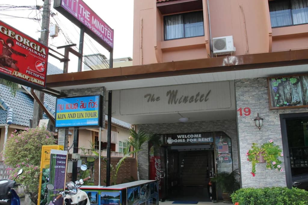 OYO 288 The Minotel Hotel - photo 1