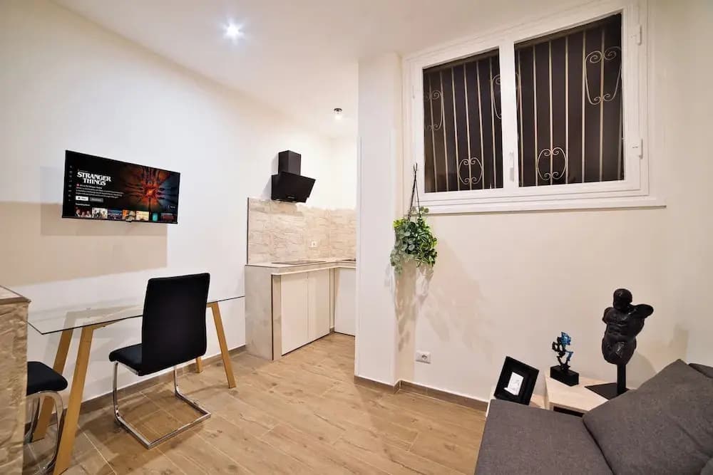 Radio Suites - photo 18