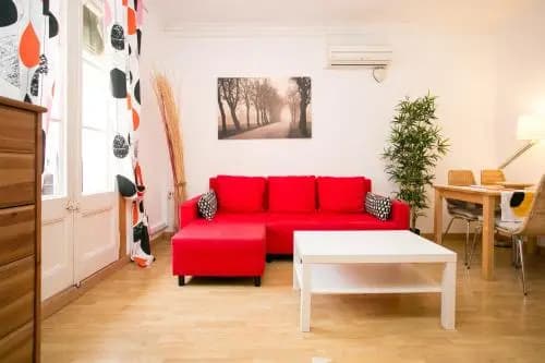 Ro Lively and bright apartment next to Blai st - photo 9