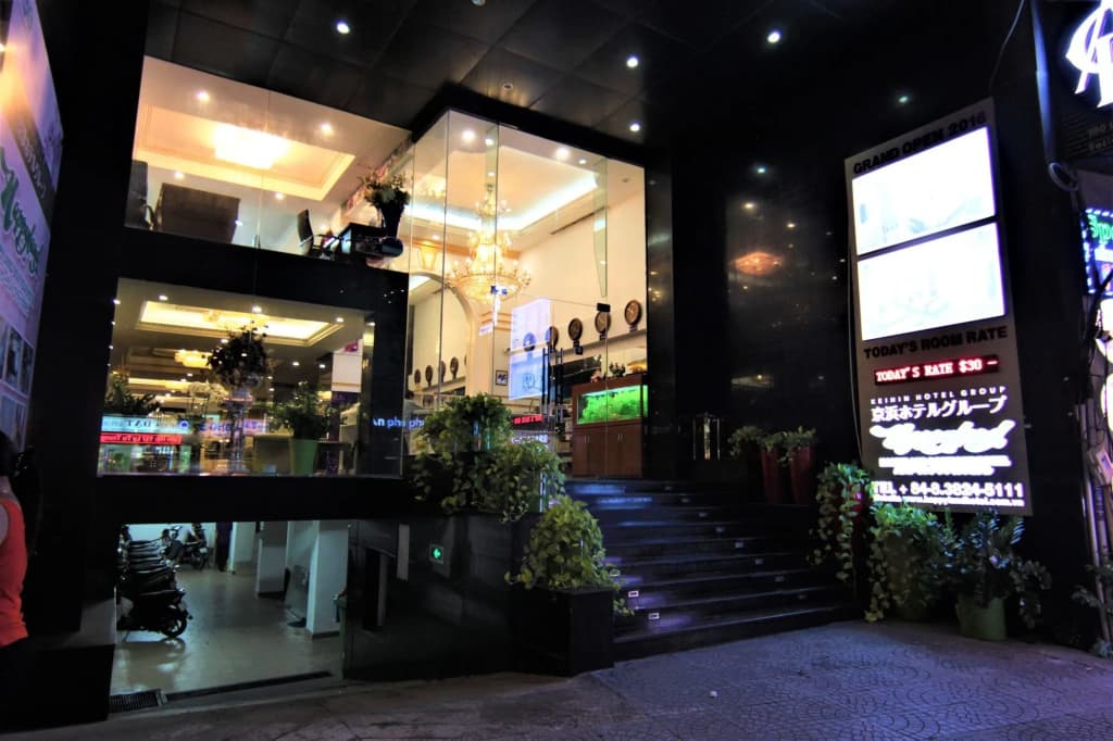 Happyland Hotel - photo 22