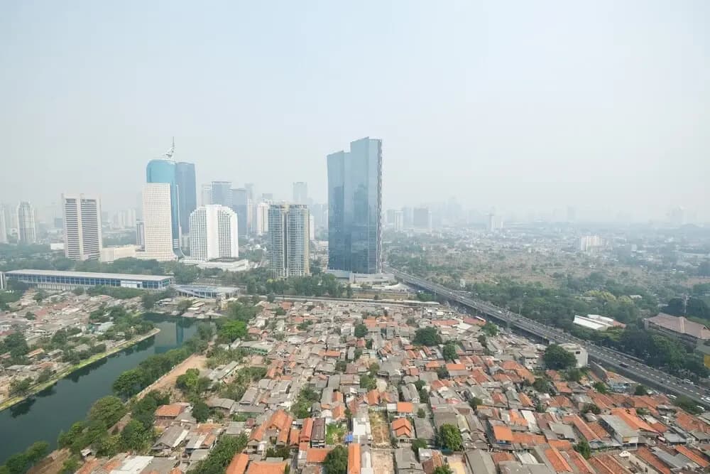 Compact Minimalist 1BR Apartment at Thamrin Residence - photo 13
