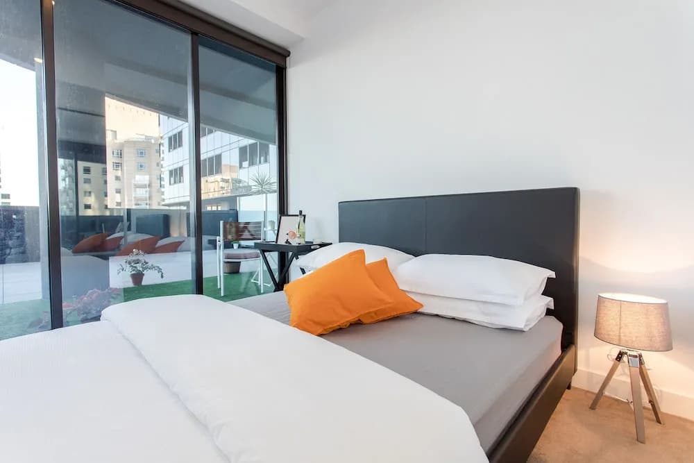Urban Oasis - Designed Service Apartment - photo 2