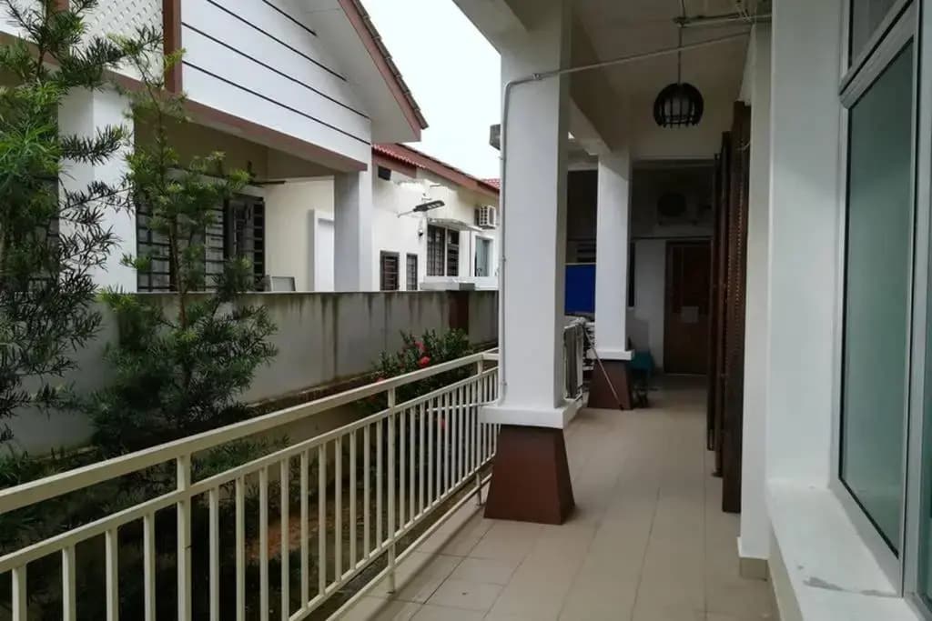 D Wangi Homestay Pasir Gudang at Ecotropic - photo 10