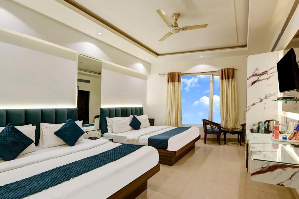 Hotel Krishna - photo 3