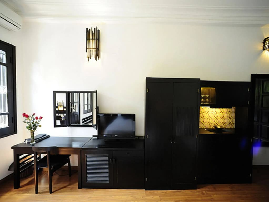 Cinnamon Hotel - photo 2