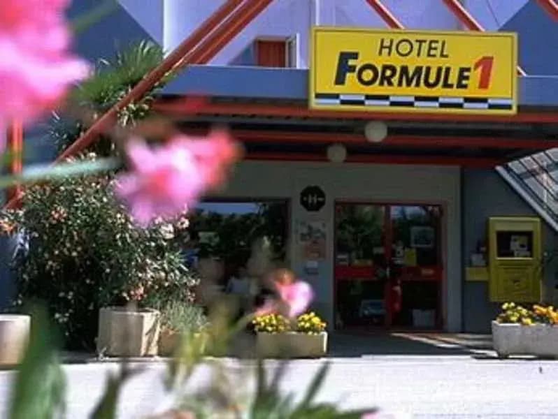 Formule 1 Menteng - photo 2