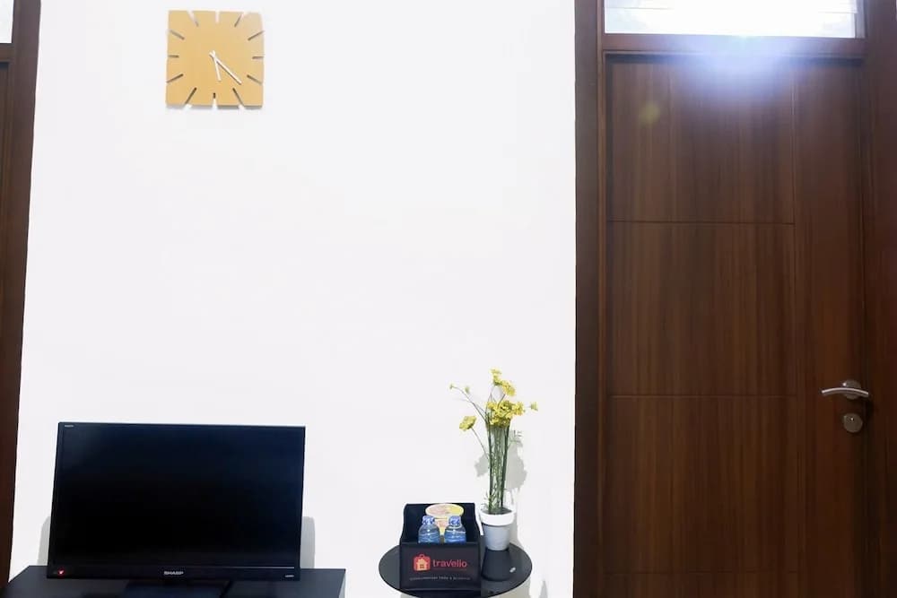 Amazing Pluit Apartment - photo 2