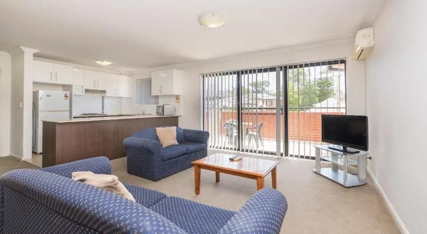Parkside Apartments on Thomas Street - photo 6