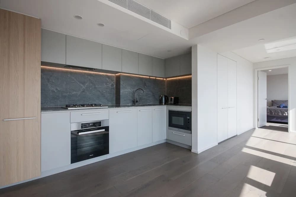Modern 2 Bedroom Potts Point Apartment - photo 14