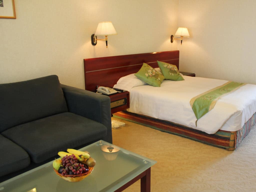 West Hotel - photo 3