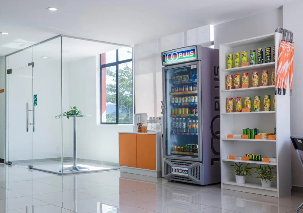 1 Orange Hotel Sungai Buloh - photo 10