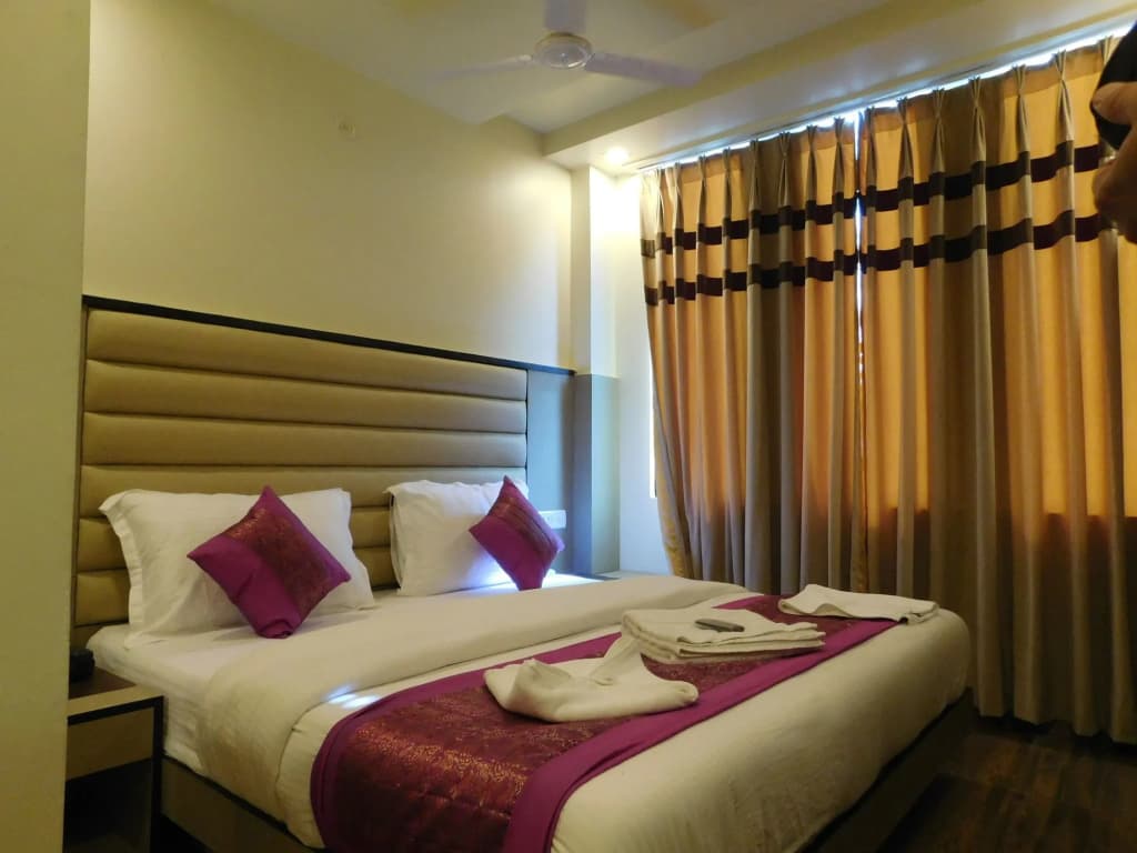 Hotel Gauranga Nearest New Delhi Railway Station - photo 2