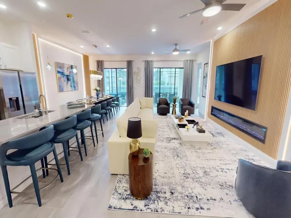 Bernie Pool Home 8 BED - photo 18