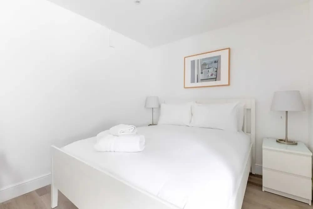 Sleek & Well-connected Studio Flat Archway! - photo 23