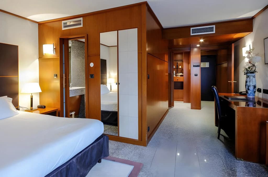 Goldstar Resort Hotel - photo 4