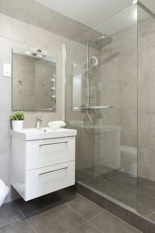 Rue Montorgeuil Area Private Apartment - photo 8
