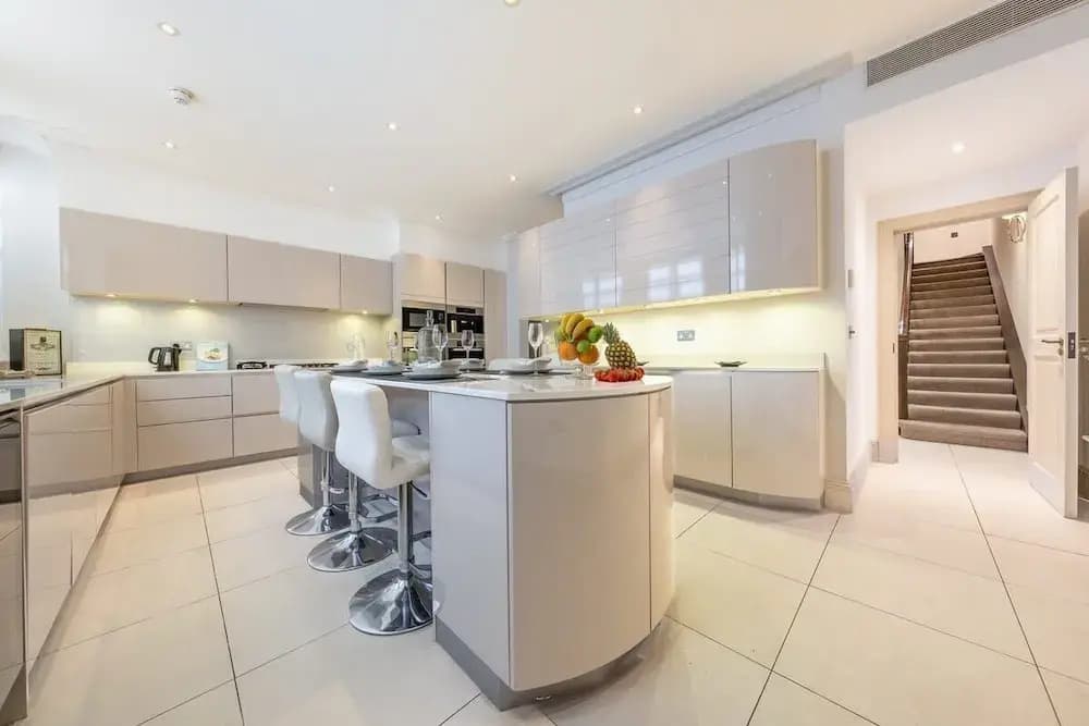 Mayfair Mansions - photo 17