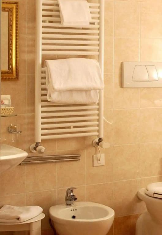 Hotel Locanda Canal - photo 8