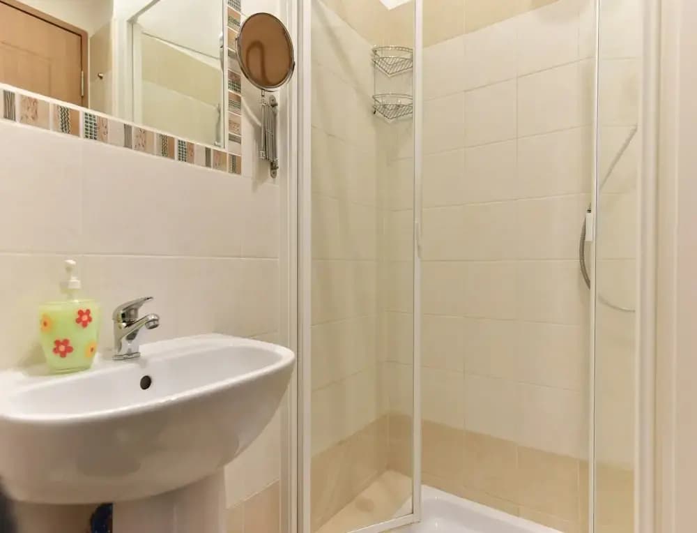 Claudia Suites - photo 8