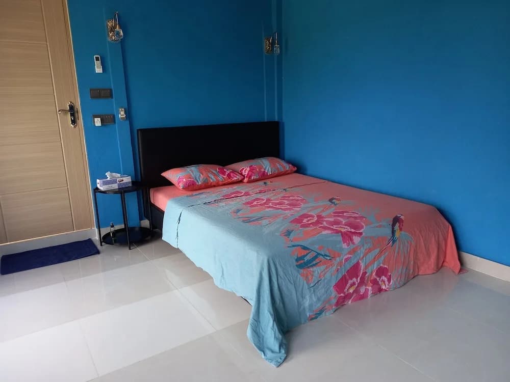 Iruka Guesthouse - photo 2