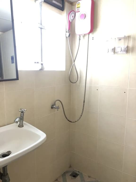 B168 Bed And More Hostel - photo 9
