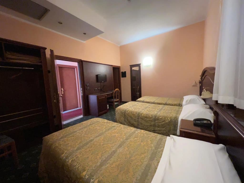Hotel Valganna - photo 4