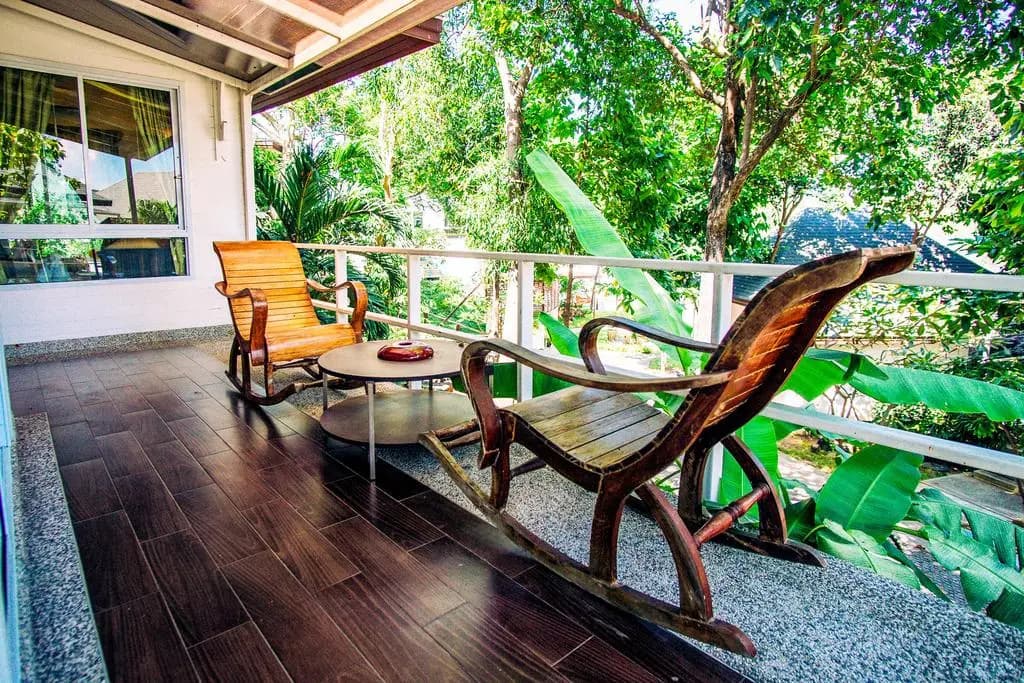 Al's Laemson Resort - photo 4