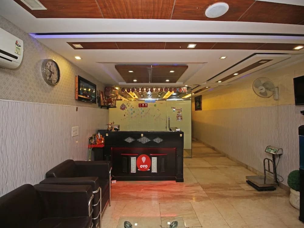 OYO Collection O 476 Hotel Gera's - photo 2