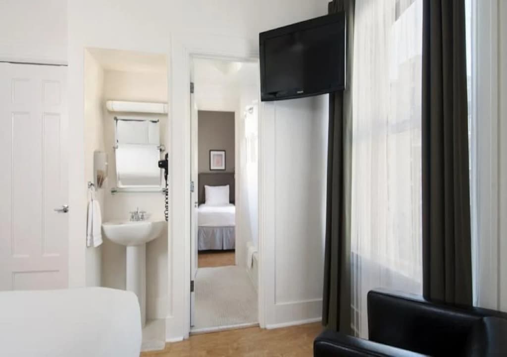 The Herbert Hotel - photo 6