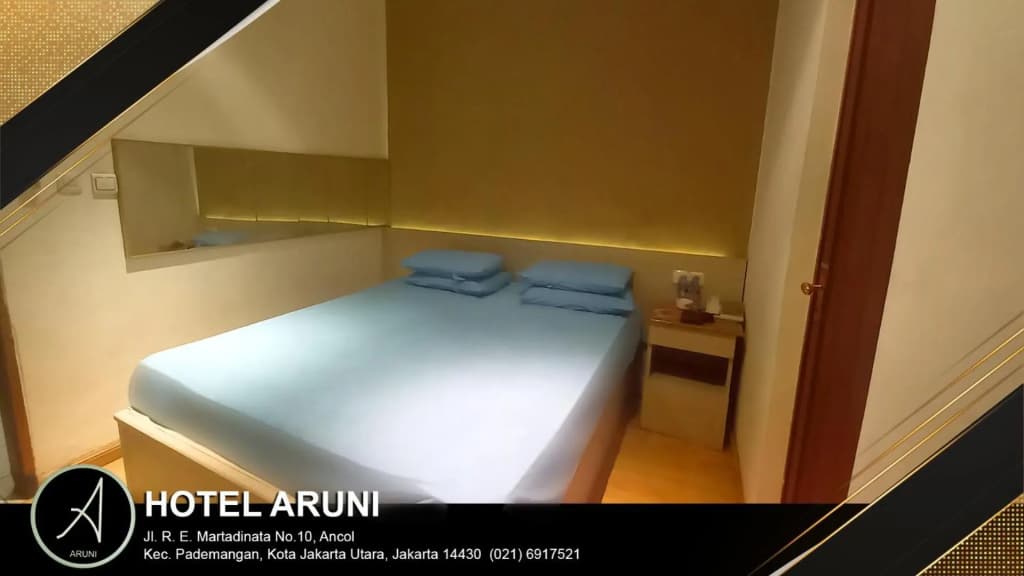 Hotel Aruni Ancol - photo 18