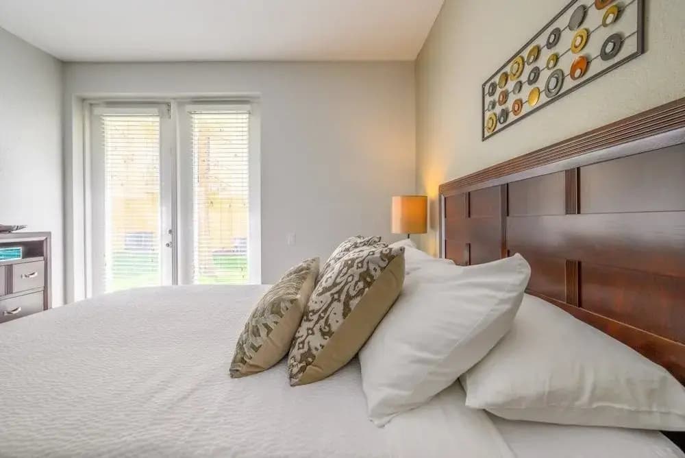 Vista Cay Casa Bella 3 Bedroom Townhouse by RedAwning - photo 1
