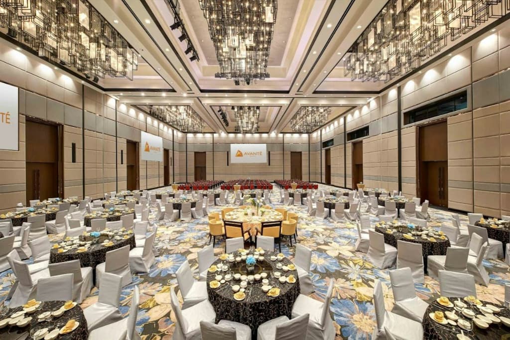 M World Hotel - photo 25