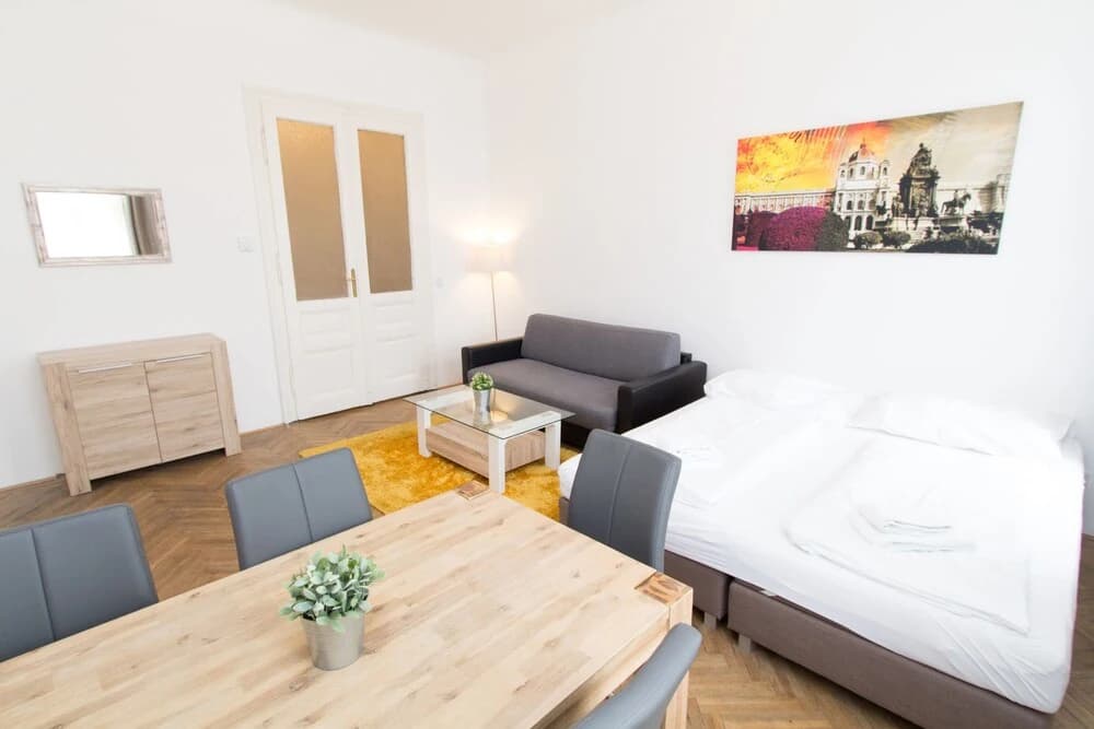 CheckVienna - Liechtensteinstrasse - photo 2