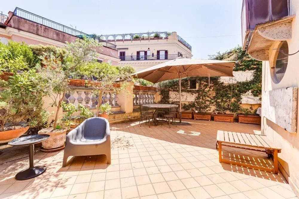 Colosseum Terrace Apartment - photo 15