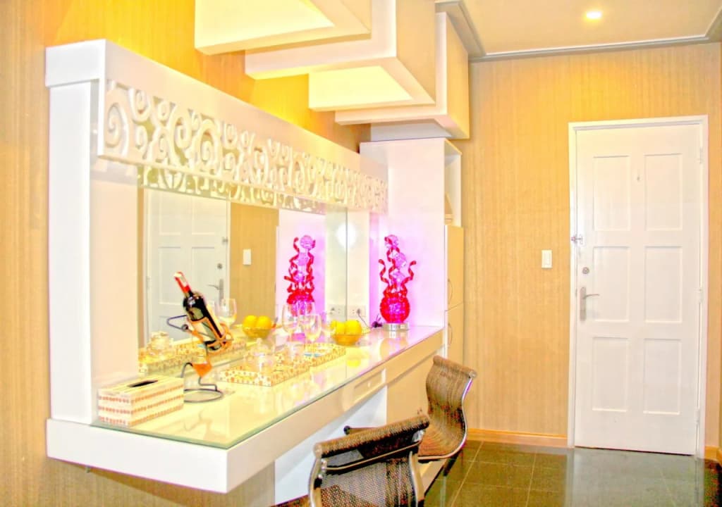 Saga Hotel - main photo