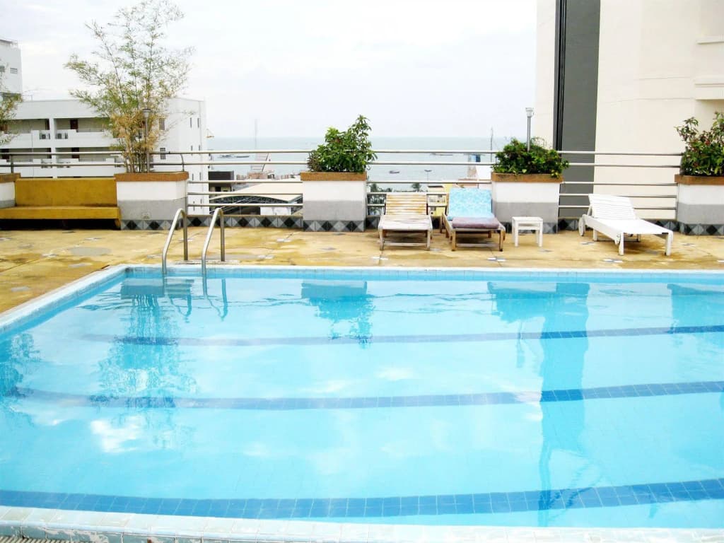Highfive Hotel - photo 12