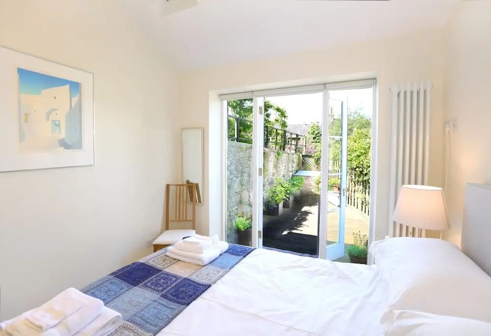 Unique Apartment with Patio - photo 3