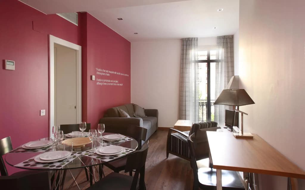 MH Apartments Suites - photo 12