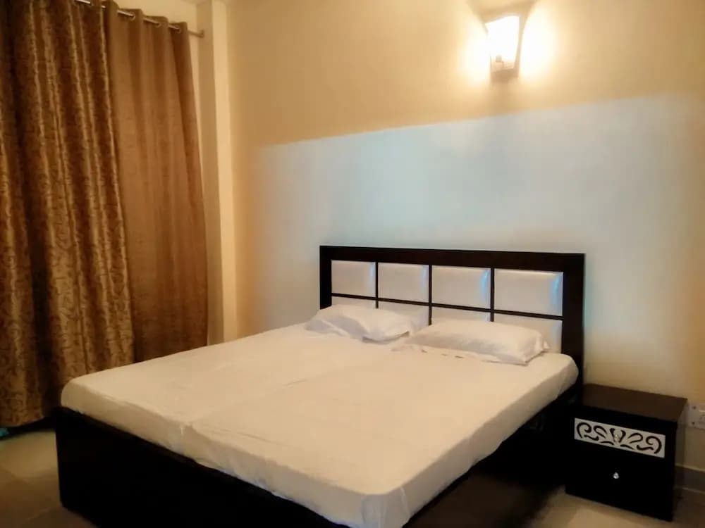 The Desire Hostel - photo 16