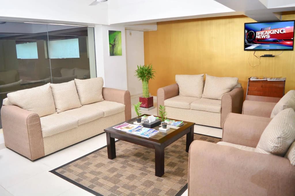 Unique Towers Luxury Boutique Suites - photo 7