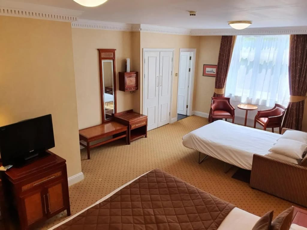 Grange Clarendon - photo 38