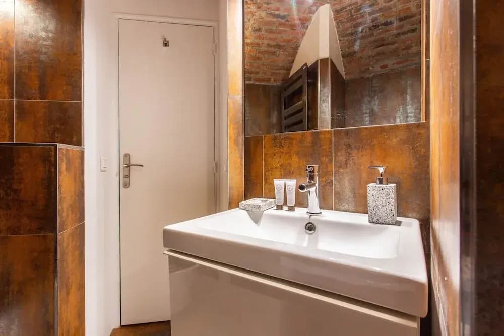 Bright Triplex - 4br/10p - Moulin Rouge - photo 7