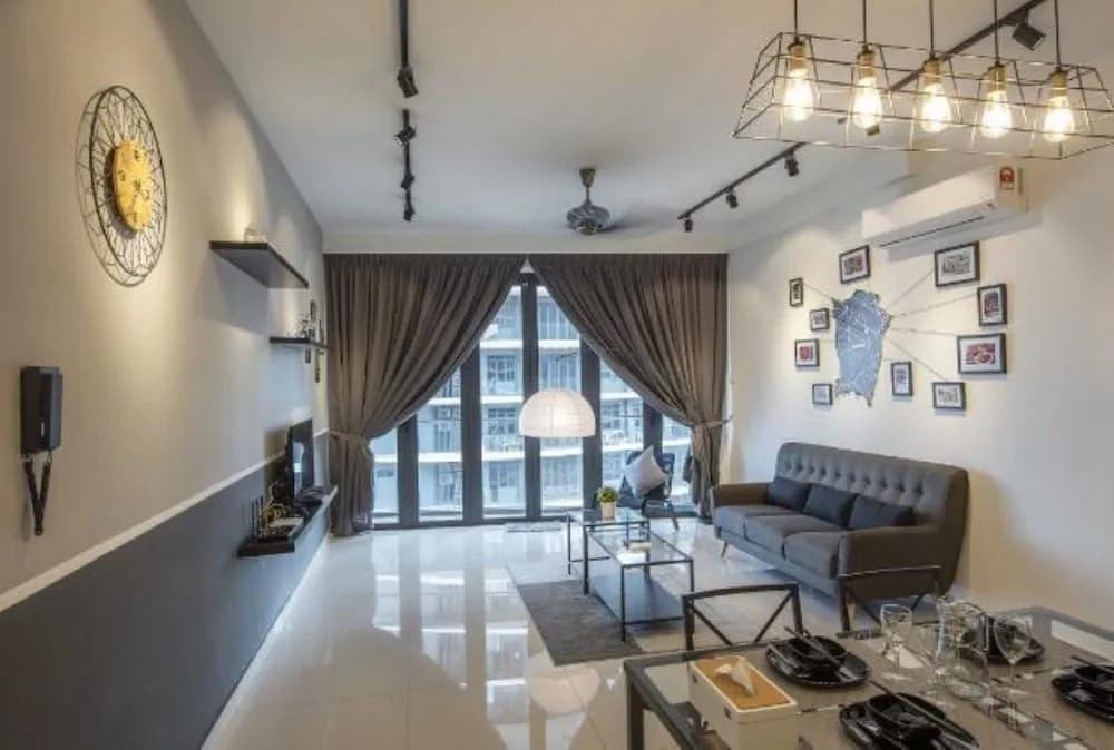 Arte S 3 Bedrooms Condo - photo 1