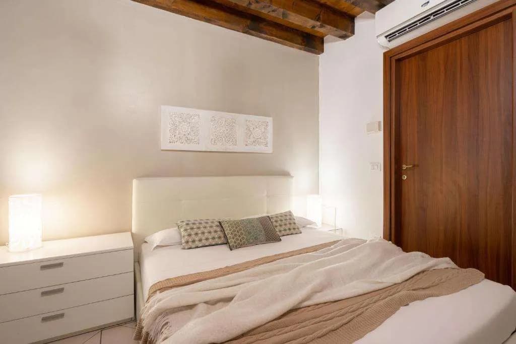 Design Palace Apartment by Wonderful Italy - photo 16