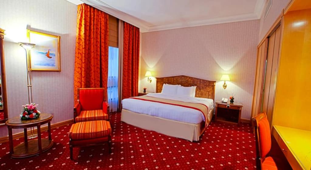 Capitol Hotel - photo 3