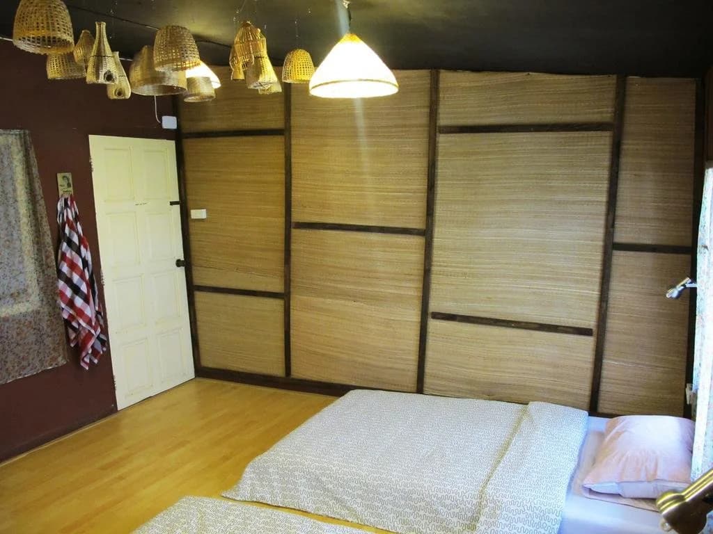 129-3 Backpacker Hostel - main photo