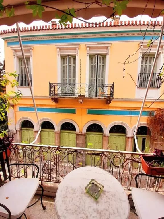 Magnificent Apt under the Acropolis - photo 1
